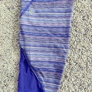 Sz 6 Lululemon Leggings